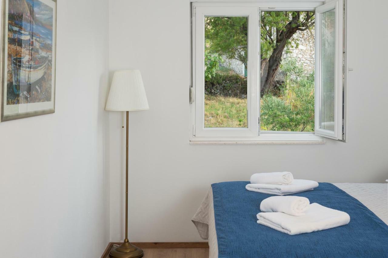Villa Village Idylle With Heated Pool, Sauna, Jacuzzy And Private Parking Sukošan Dış mekan fotoğraf